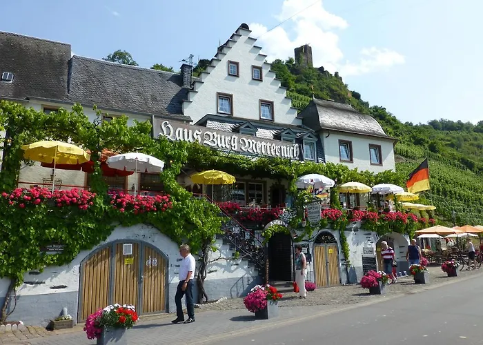 Haus Burg Metternich 호텔 2*